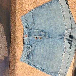 Hollister jean button up shorts. Ultra high rise. Mom short 3", size 1